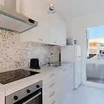 Sara E Julia Homes By Vivimy *